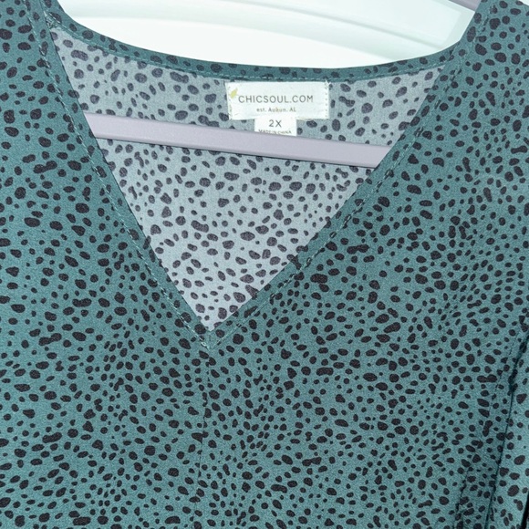 Chic Soul V-Neck Top NWOT - Picture 3 of 7